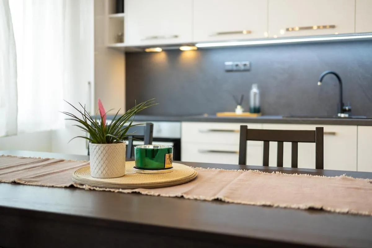 Beautiful Apartment In City Brünn  Csehország